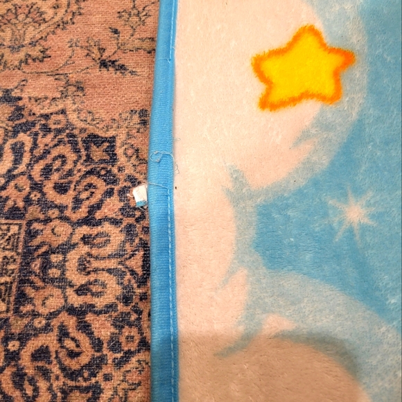 Vintage Care Bears Blanket - Picture 2 of 3